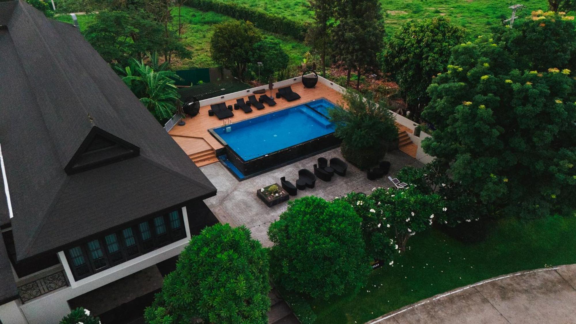 Merchant Villa Chiang Mai Extérieur photo