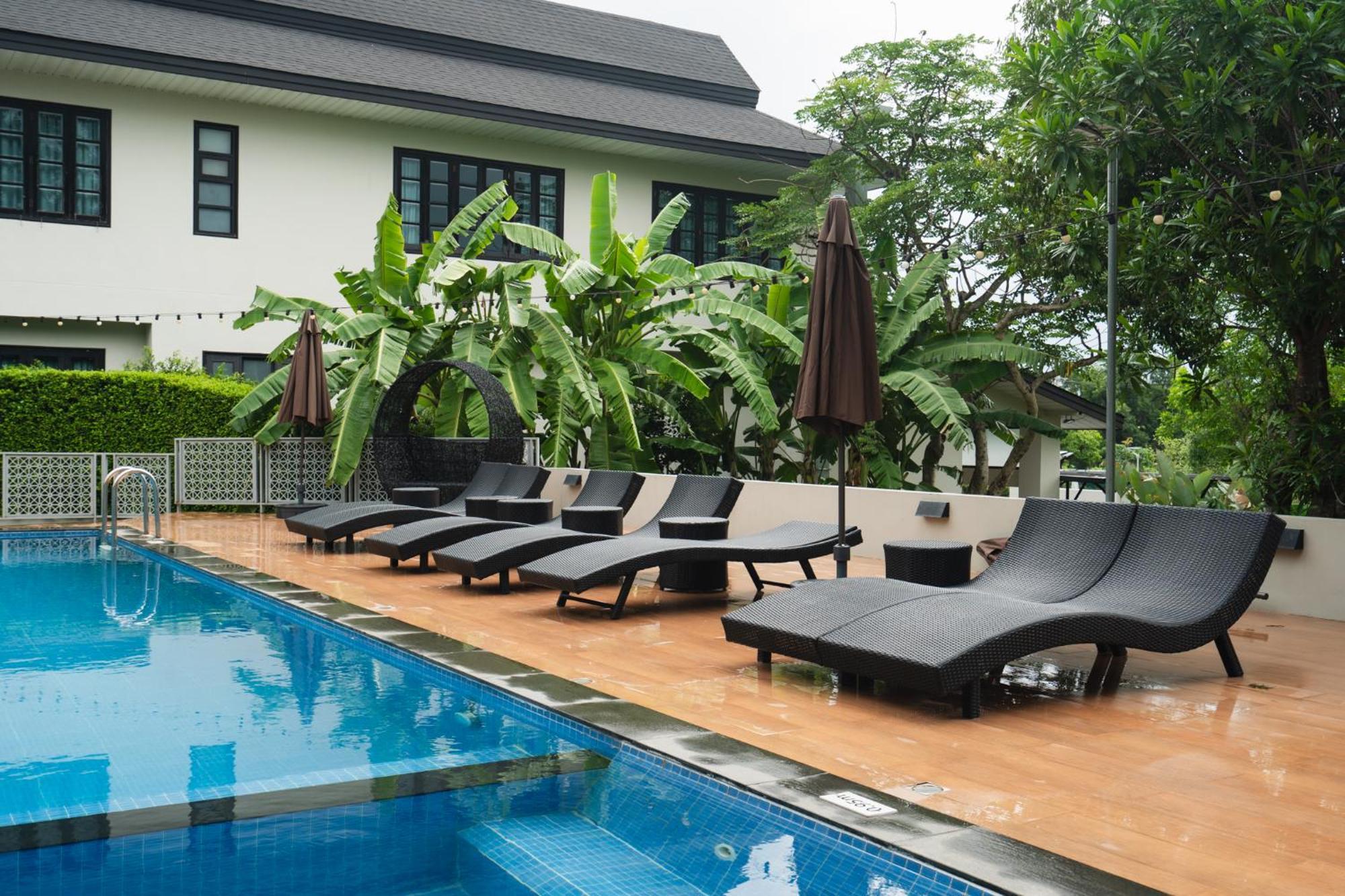 Merchant Villa Chiang Mai Extérieur photo