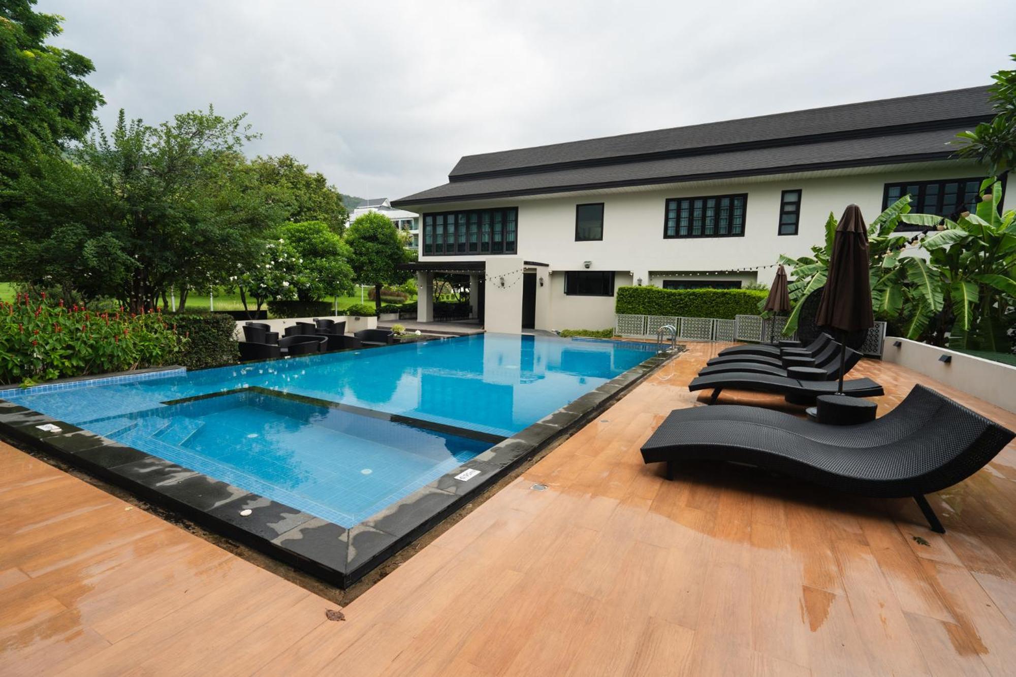 Merchant Villa Chiang Mai Extérieur photo